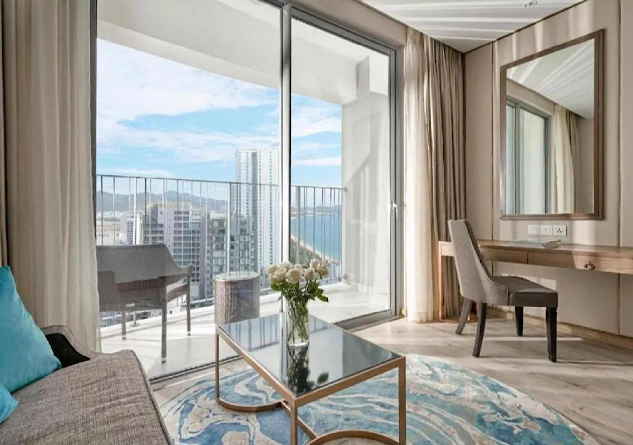 アパートホテル Ocean Panorama Nha Trang Residences